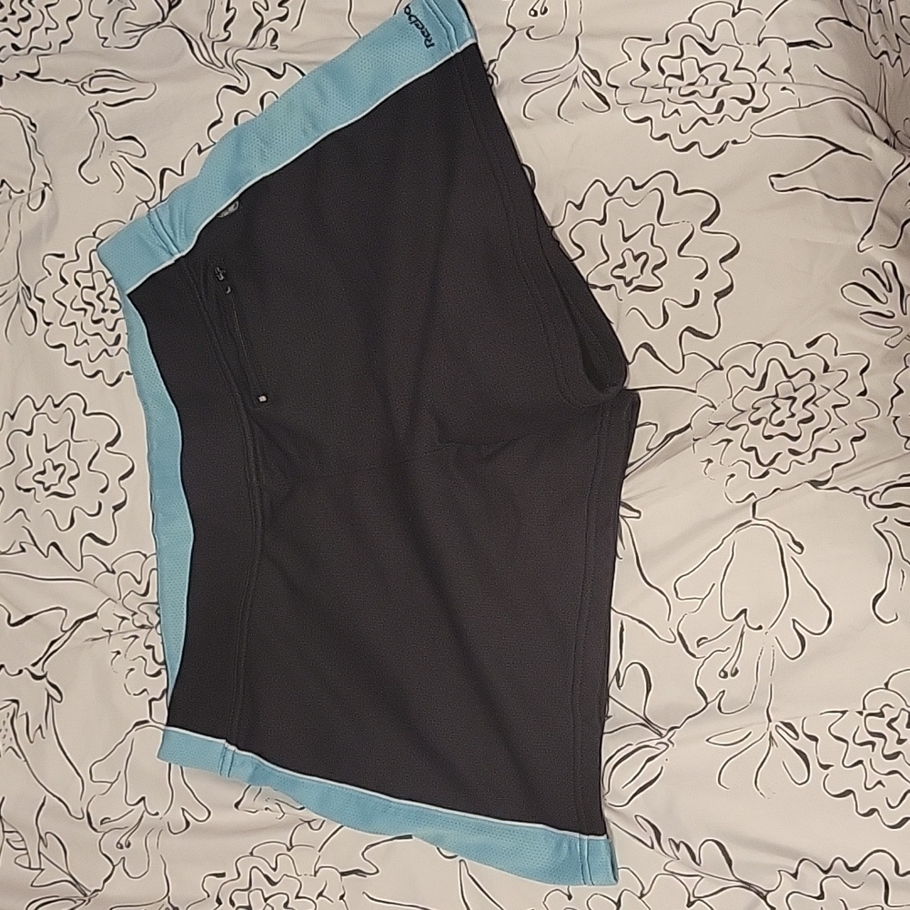 Reebok athletic shorts M